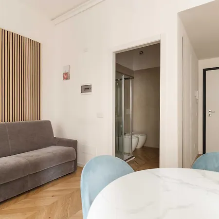 Unione Boutique - 1min From Duomo 아파트