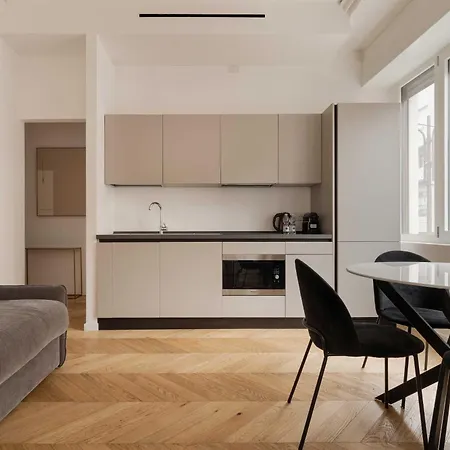 아파트 Unione Boutique - 1min From Duomo *
