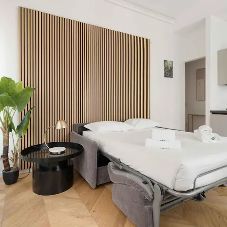 Unione Boutique - 1min From Duomo 아파트